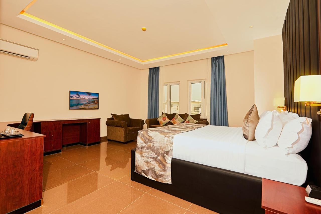The Yacht Hotel Sea Front Lekki Phase 1 Lagos Exterior foto