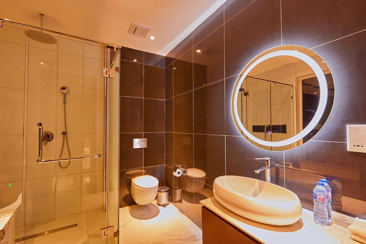 The Yacht Hotel Sea Front Lekki Phase 1 Lagos Exterior foto